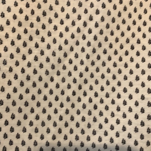 *3 for $15* H&M Top - Picture 2 of 4